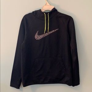 women's nike black and white sweatshirt